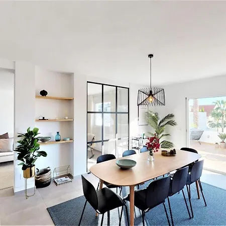 Апартаменты Jardines De Andalucia - Exquisite Newly Renovated