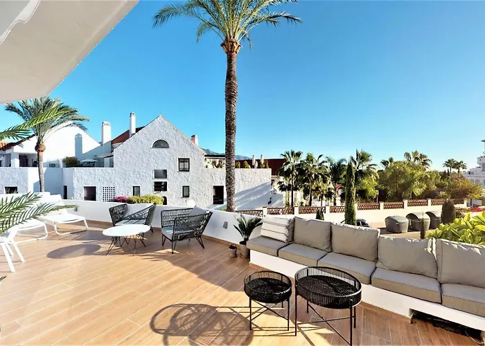 Jardines De Andalucia - Exquisite Newly Renovated Apartament Marbella