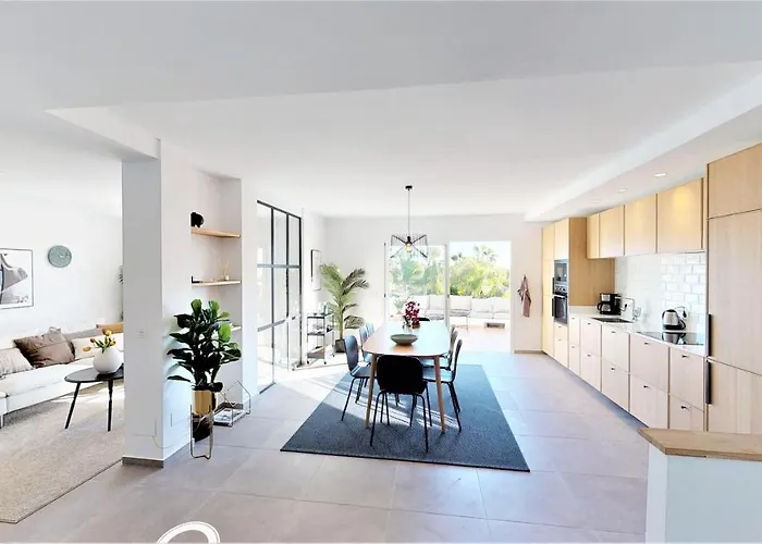 Jardines De Andalucia - Exquisite Newly Renovated Apartament Marbella