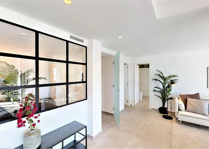 Apartament Jardines De Andalucia - Exquisite Newly Renovated Marbella