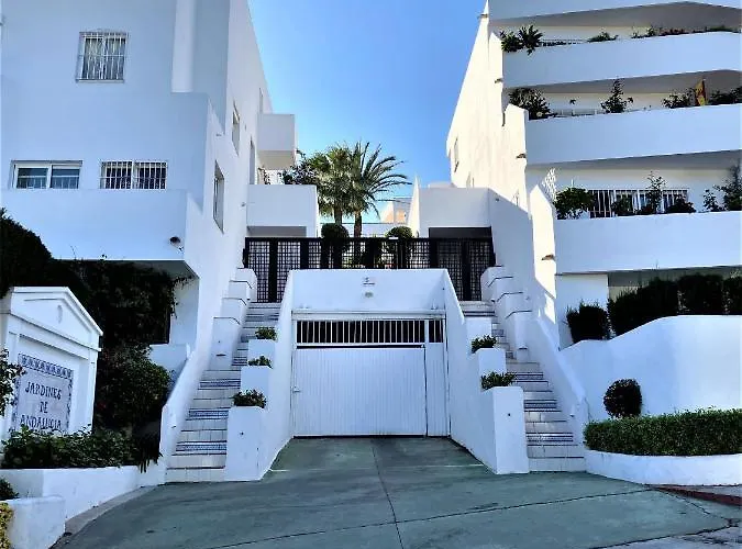 Jardines De Andalucia - Exquisite Newly Renovated Apartament Marbella